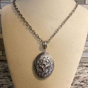 Vintage Whiting & Davis Victorian Style Silver Locket Necklace